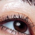 How many lash extensions fall off per day?