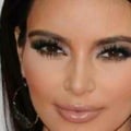 What kind of lashes does kim kardashian use?